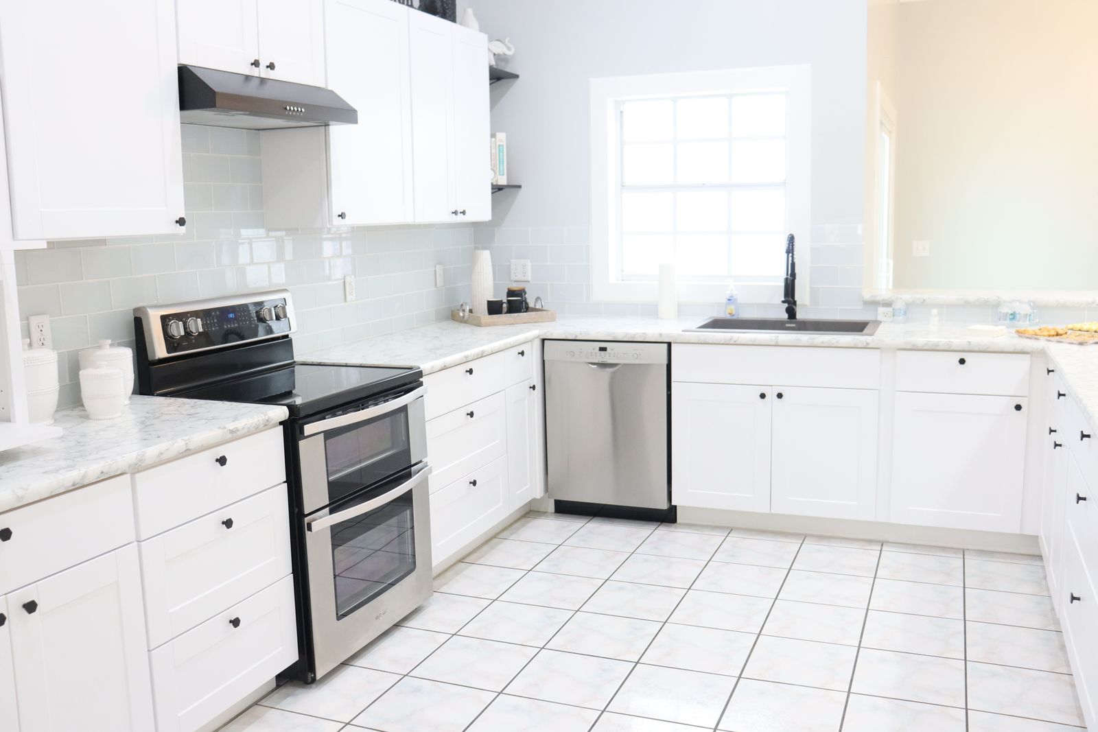 Clean kitchen